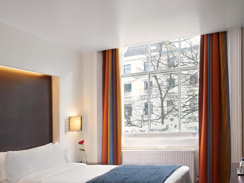 The Caesar Hotel London Exterior photo